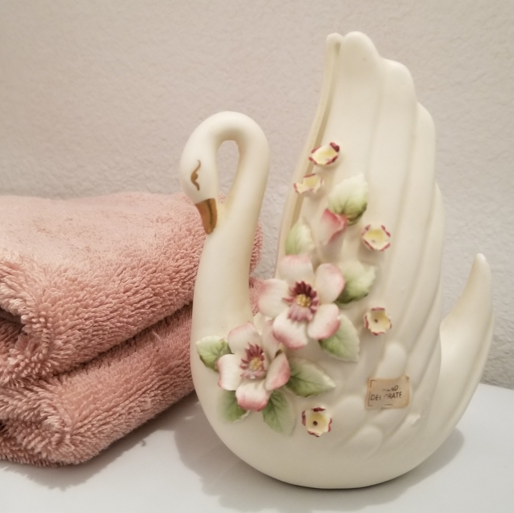 Norcrest Swan Planter Florals Matte Finish Porcelain Hand Decorated PR-70D Japan